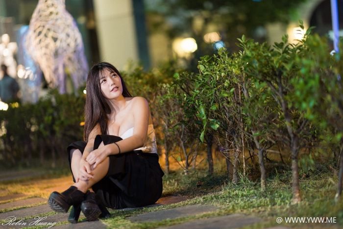 台湾美女 – 陈葳(Chen Wei) 信义商圈夜拍 Part 2-像素点