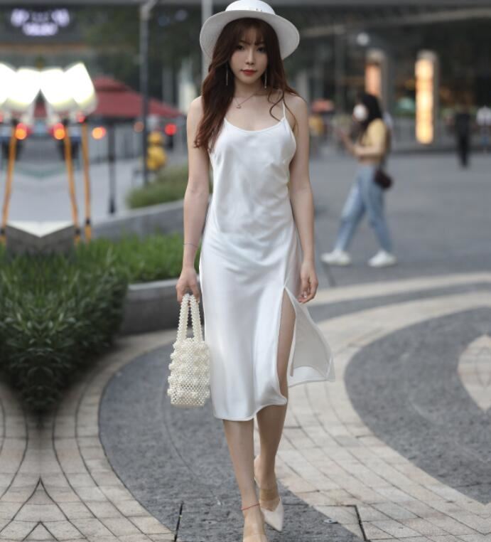 芝芝作品 – 都市丽人 第二季 白色裙装 写真+视频