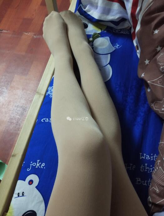 [SIEE丝意] NO.085 萱萱~寝室自拍，贵在真实