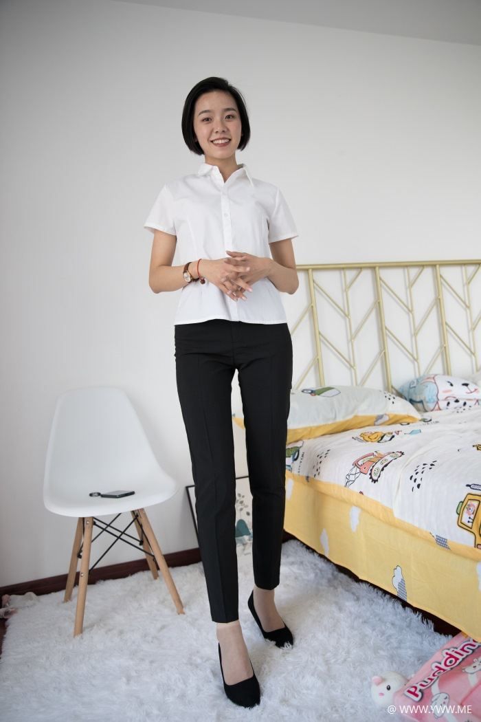 物恋传媒 NO.428 小飞-香水百合-像素点