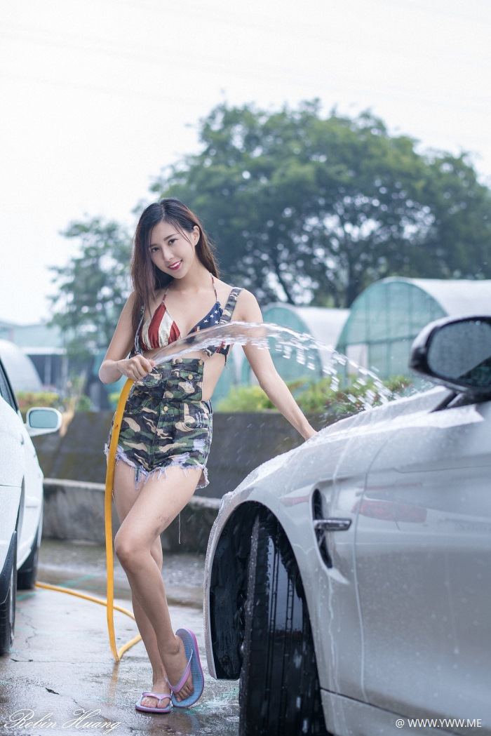 台湾美女 – 陈郁晴(羽晴Min) 修车厂-像素点