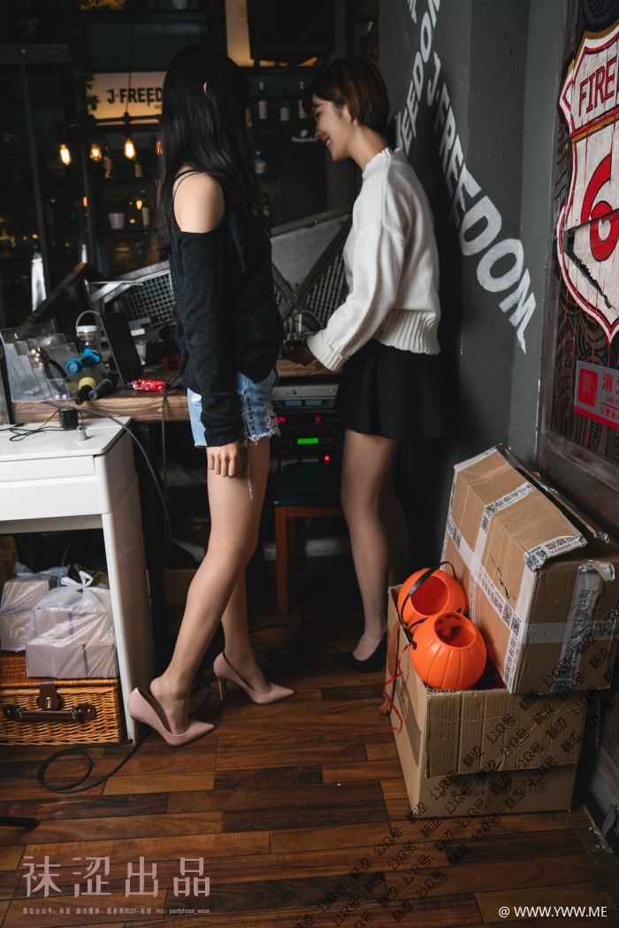 袜涩写真 VOL.050 暖暖与ivy热辣大片-像素点