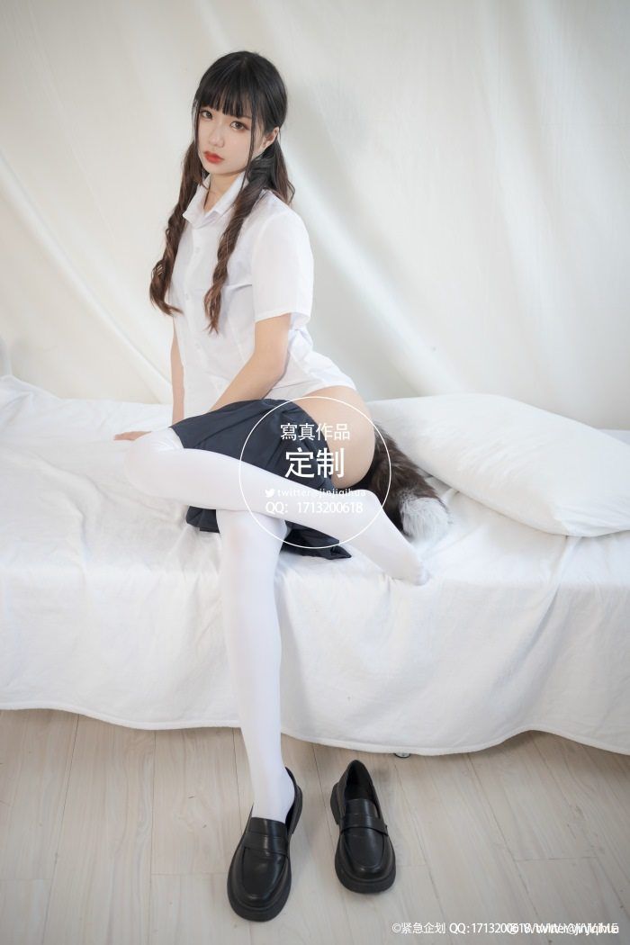 紧急企划 NO.005 出镜妹子:一只喵喵梓-像素点