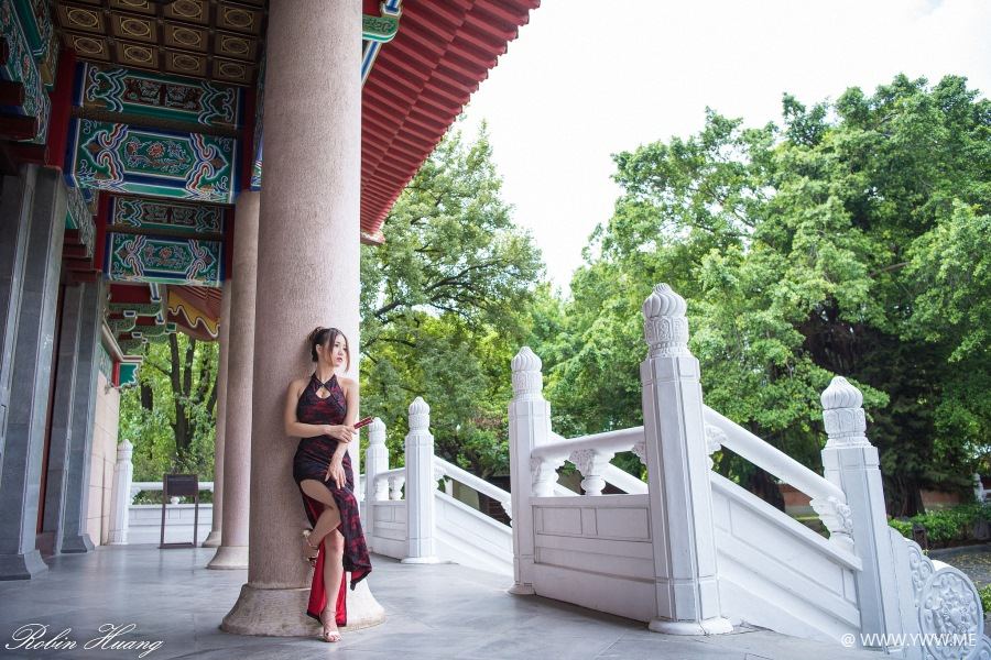 台湾美女 – 陈姿含(Karry) 台中孔庙-像素点