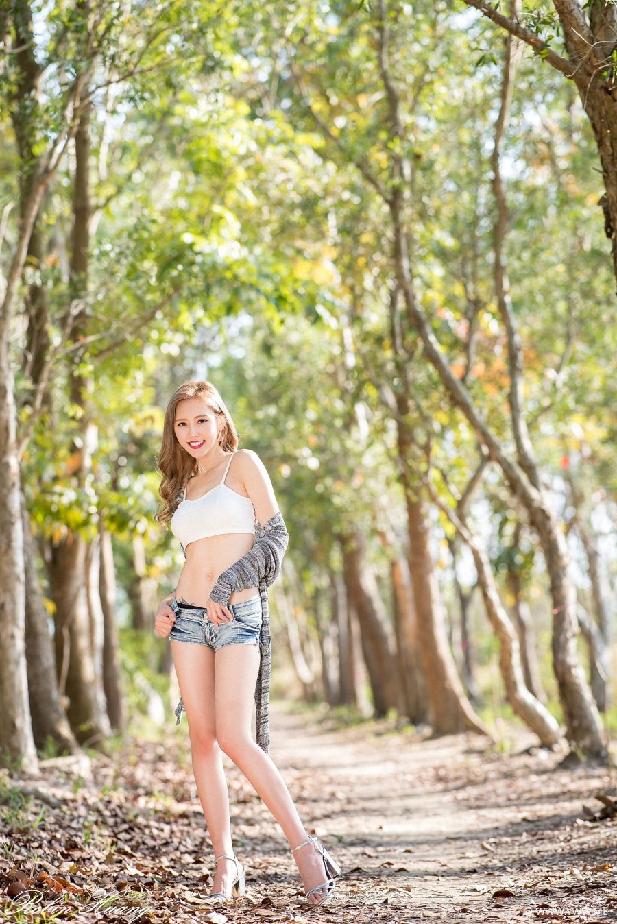 台湾美女 – 郭珉妏(Queenie) 虎山林场-像素点