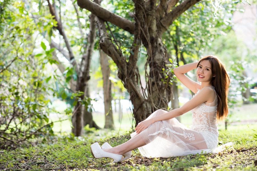 台湾美女 – 郭珉妏(Queenie) 台大校园-像素点