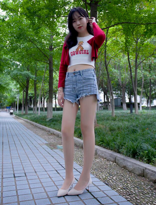 [SiHua思话] SH129 子琦 公园长腿活力少女
