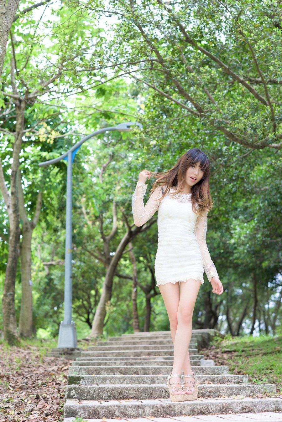 台湾美女 – 韩颖 大安森林公园-像素点