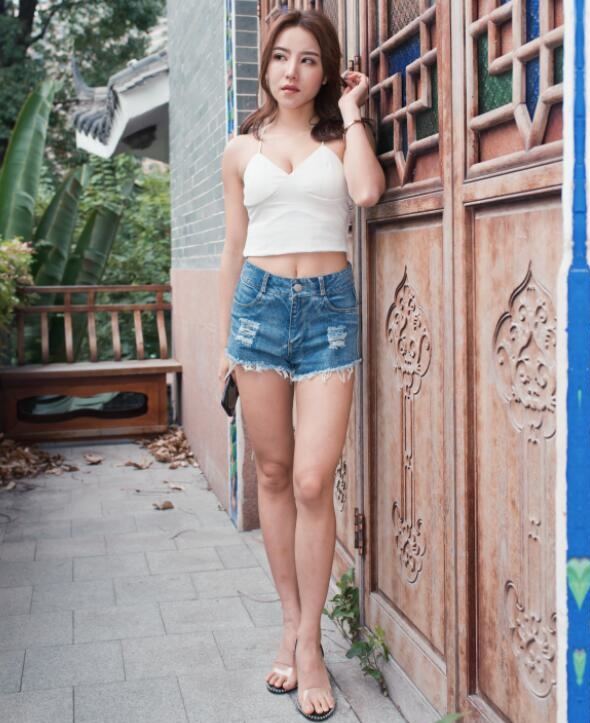 御风作品 – 安妮短牛街拍 写真