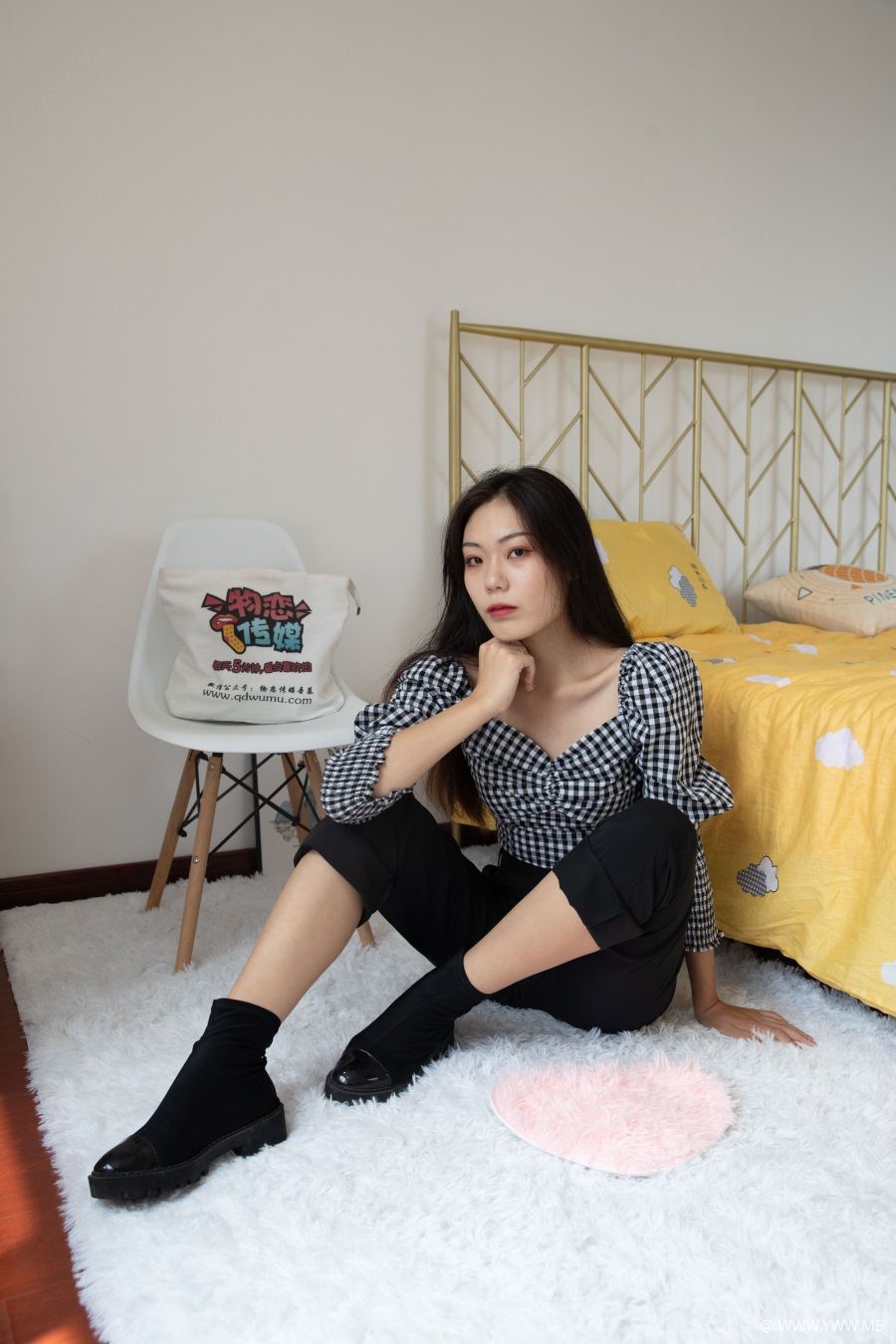 物恋传媒 NO.476 vicky-快乐小魔女-像素点