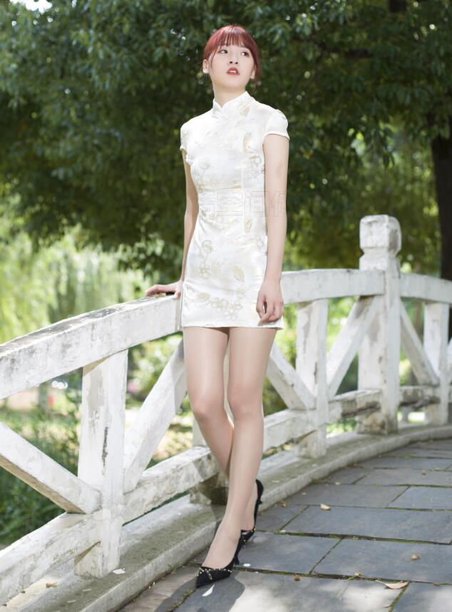 [SiHua思话] SH138 橘子 长腿旗袍美女露美足
