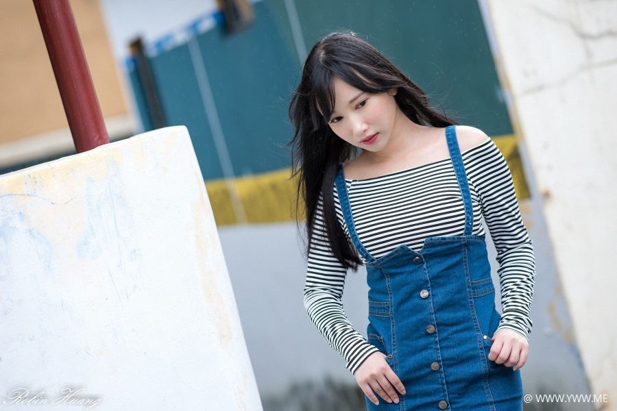 台湾美女 – 黄钰文(又又) 淡水老街-像素点
