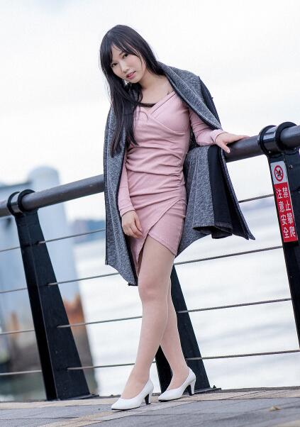 台湾美女 – 黄钰文(又又) 淡水老街