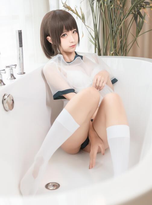 知名Coser@蠢沫沫 透明体操服
