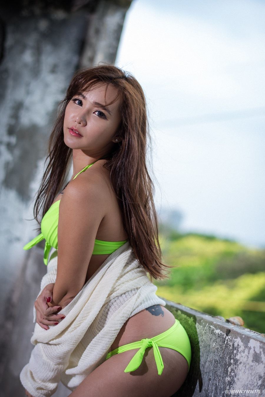 台湾美女 – 柯凯蒂(凯蒂儿) 废墟外拍-像素点