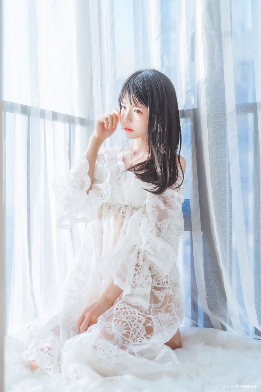 萝莉风COS 桜桃喵 – 初雪-像素点