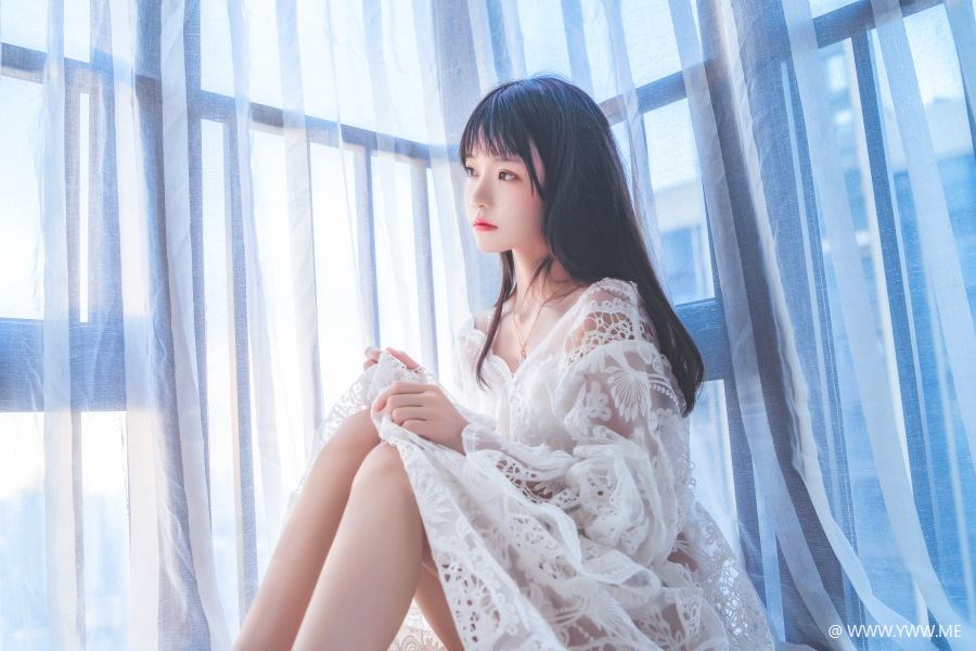 萝莉风COS 桜桃喵 – 初雪-像素点