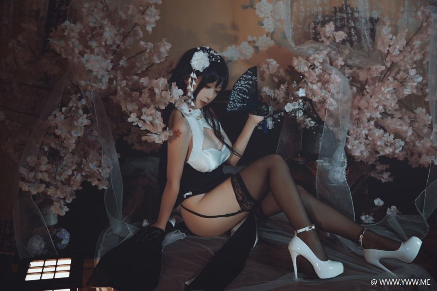 学生妹儿@樱落酱w – 2020吾妻旗袍-像素点