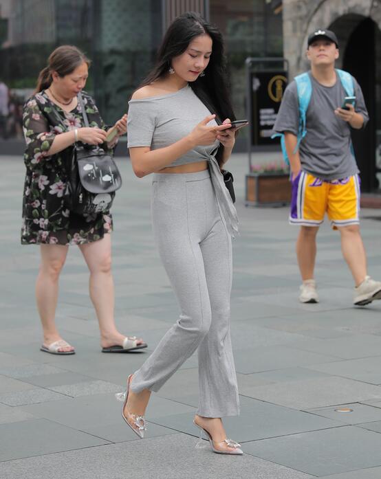 凯恩公爵作品 – 小姐姐身材不错 写真