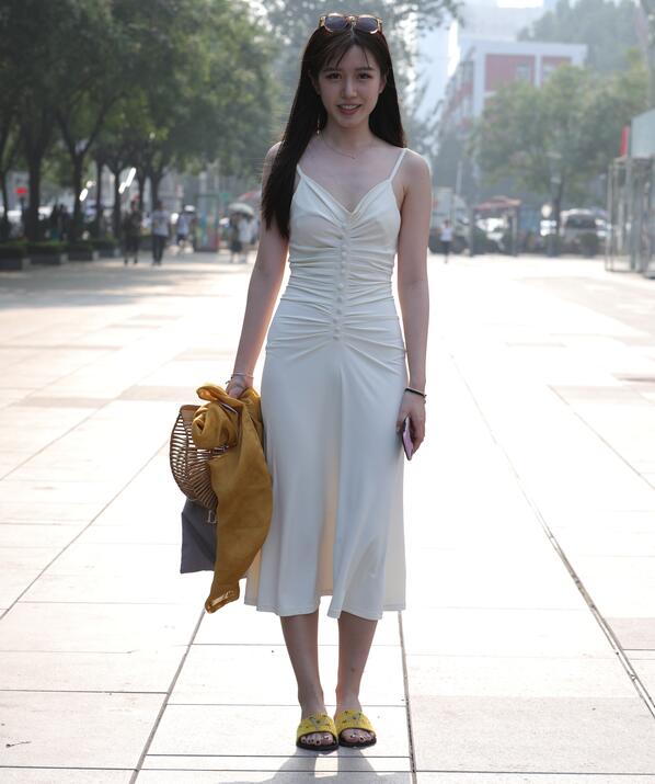 视觉冲击作品 – 小清新，甜美小吊带美女 写真