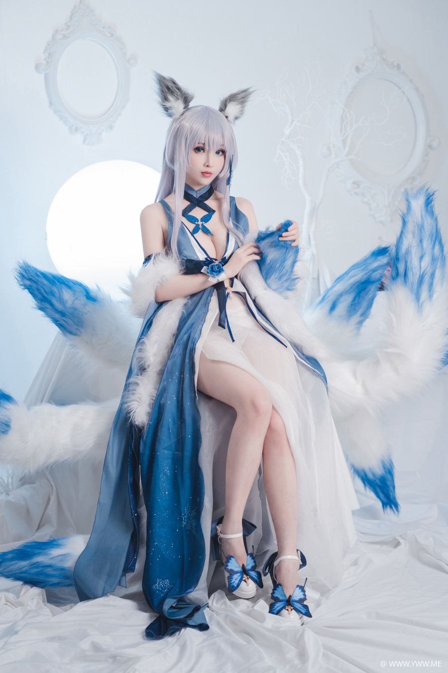 知名动漫Coser@rioko凉凉子 信浓礼服-像素点