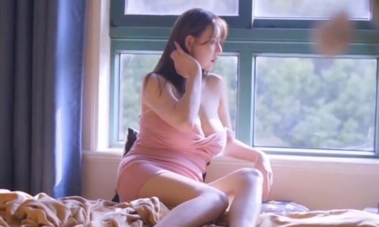 [YouMi尤蜜] 视频 2020.09.11 与光的邂逅 费若拉