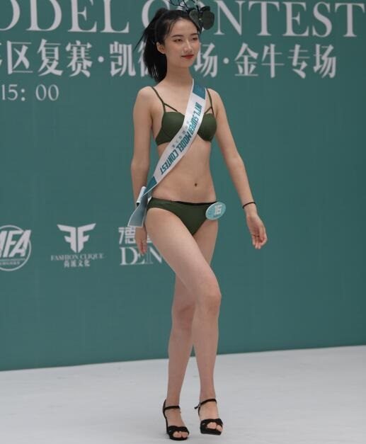 视觉冲击作品 – 2020成都超模半决赛：16.18.21号选手 写真