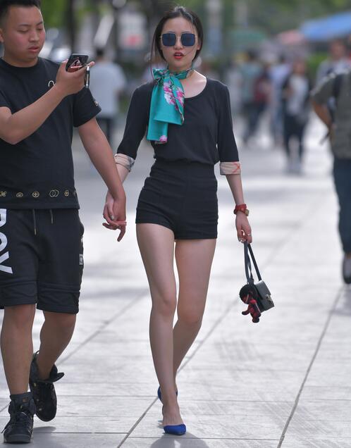 红石作品 – 性感白嫩长腿少妇 写真