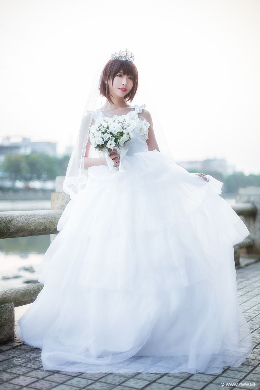 超人气Coser鳗鱼霏儿 – 圣人惠 婚纱-像素点