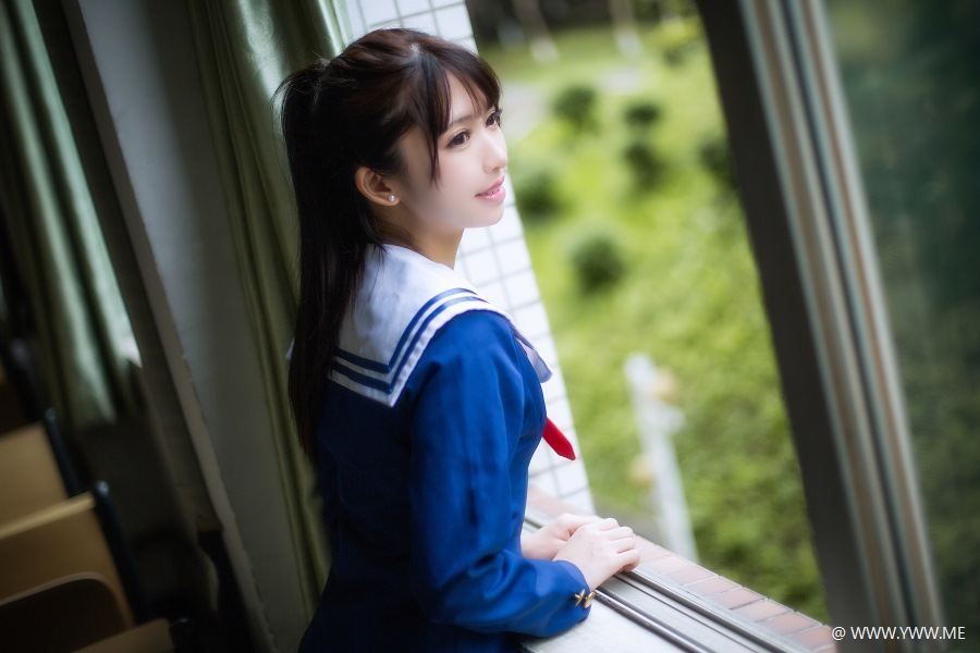 超人气Coser鳗鱼霏儿 – 圣人惠 校服-像素点
