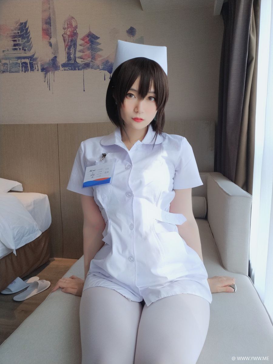 人气动漫Coser@白银81 短发小护士-像素点