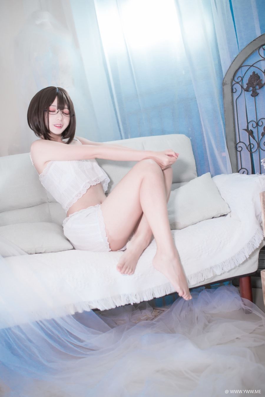 COS美女 疯猫ss – 眼镜娘-像素点