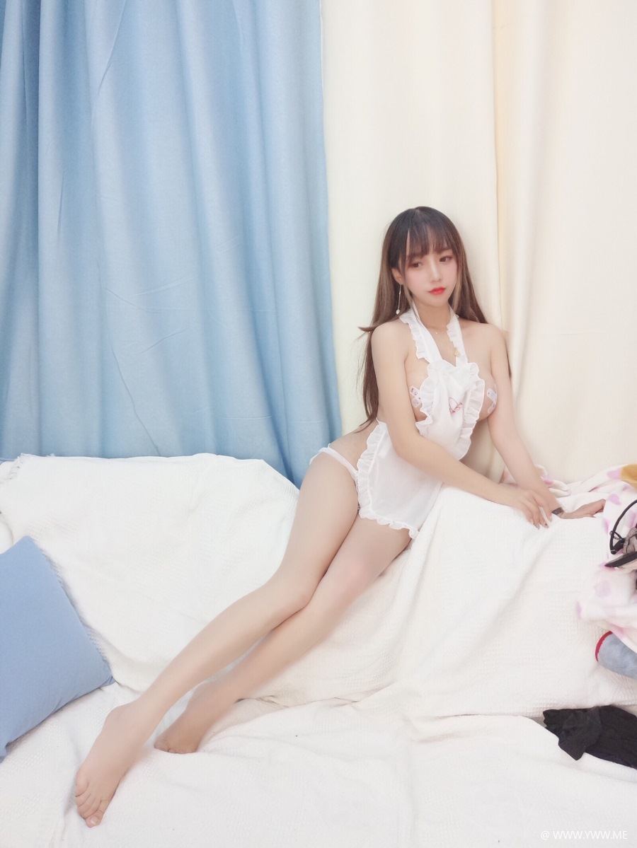斗鱼主播@过期米线线喵 – 围裙-像素点