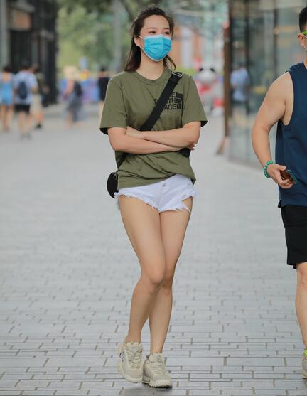 玻璃作品 白色热裤YY女友 写真
