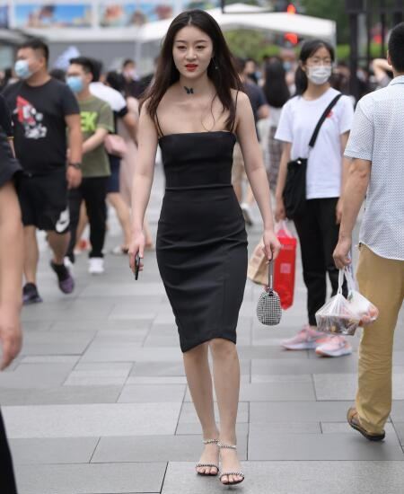 视觉冲击作品 黑色吊带裙美女 写真