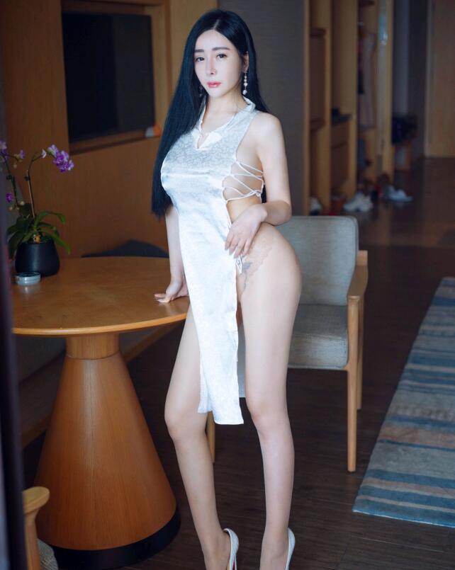 [HuaYang花漾] 2021.04.21 VOL.392 允爾 旗袍 丝袜