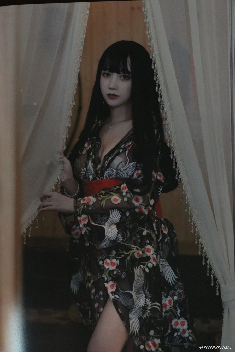 斗鱼主播@过期米线线喵 – 温泉本-扫描版-像素点