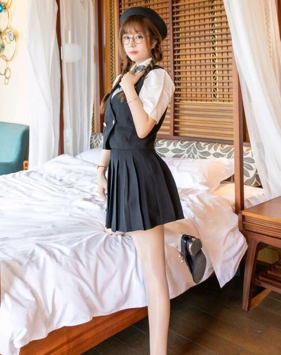 [XiuRen秀人网] 2021.04.29 No.3366 王雨纯 尾随 丝袜