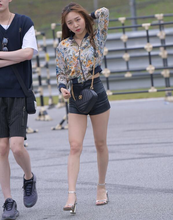 凯恩公爵作品 紧身皮热裤美女 写真