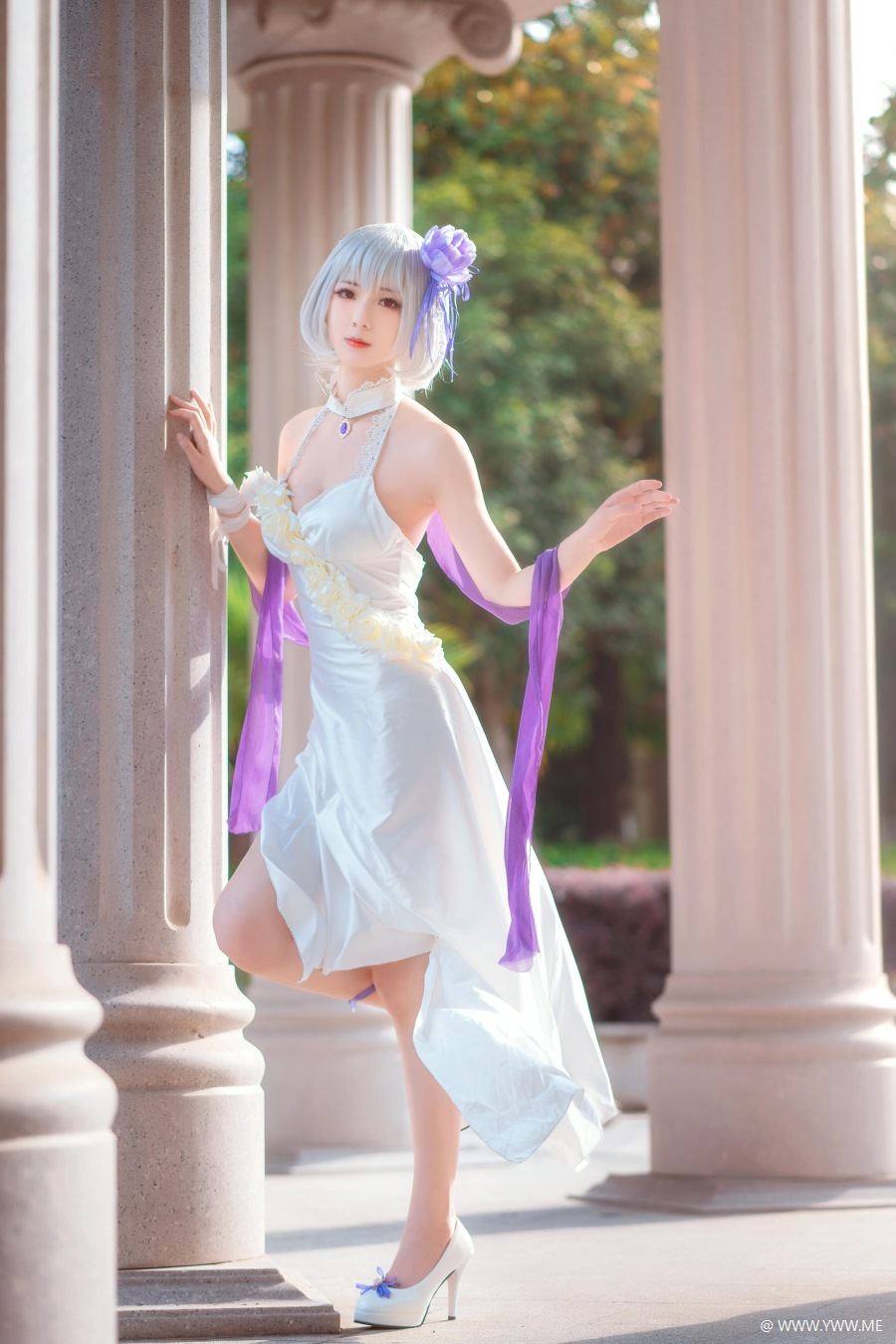 COS博主@弥音音ww 碧蓝航线 天狼星 纯白蔷薇-像素点