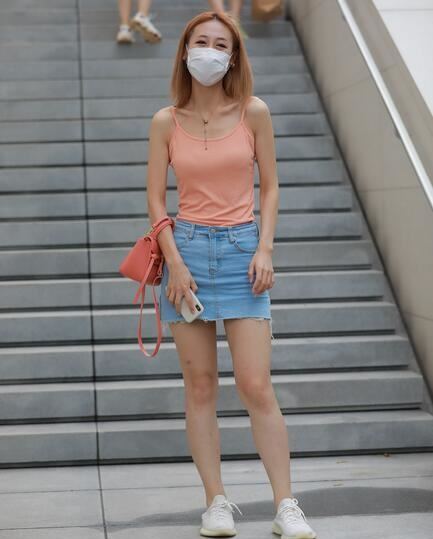 四九城嘎子街拍作品 – 牛仔裙漂亮小姐姐 写真