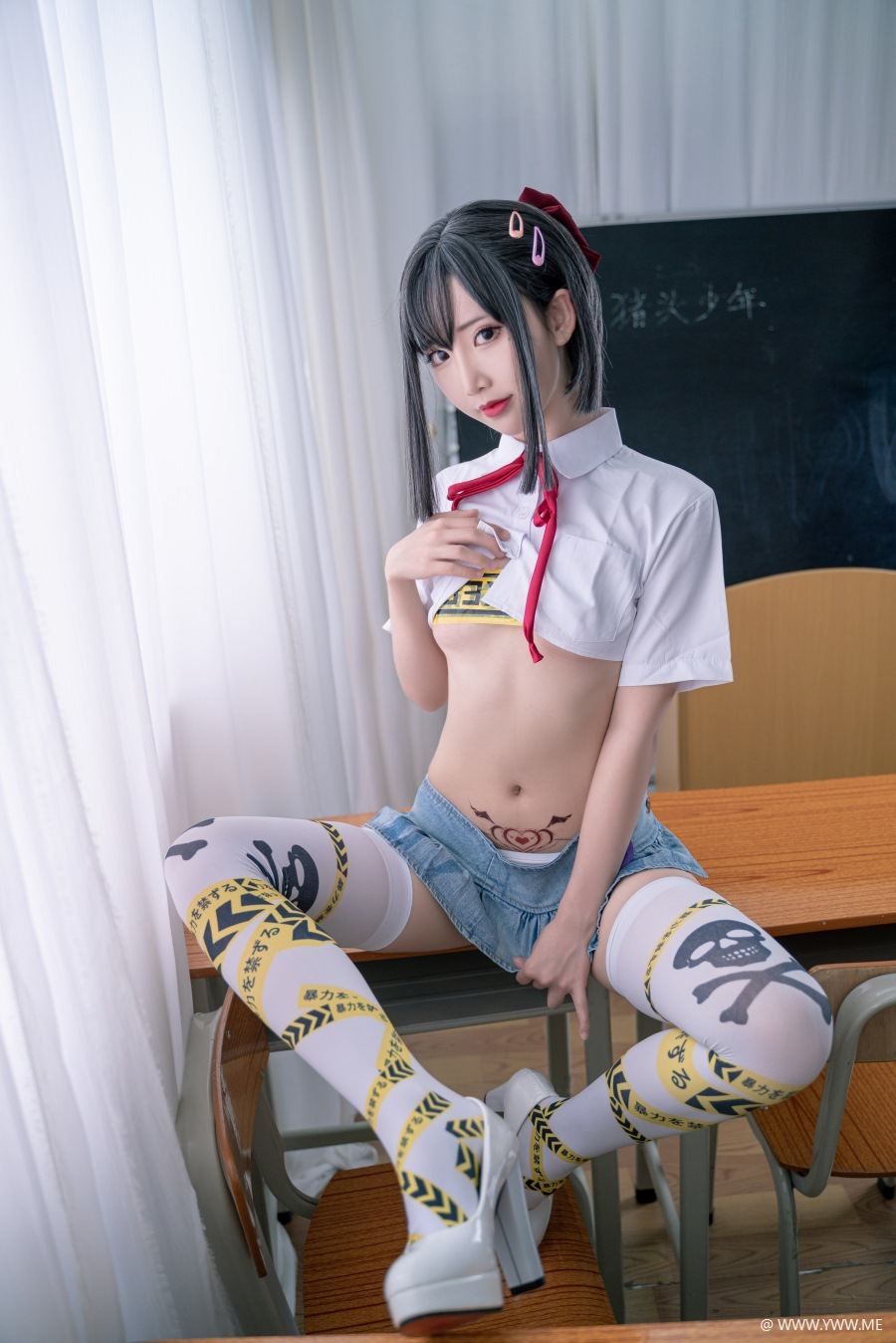 可爱人气Coser面饼仙儿 – 短校服胶带-像素点