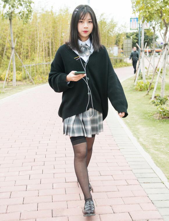 程生街拍作品 – 表妹来我家玩 写真
