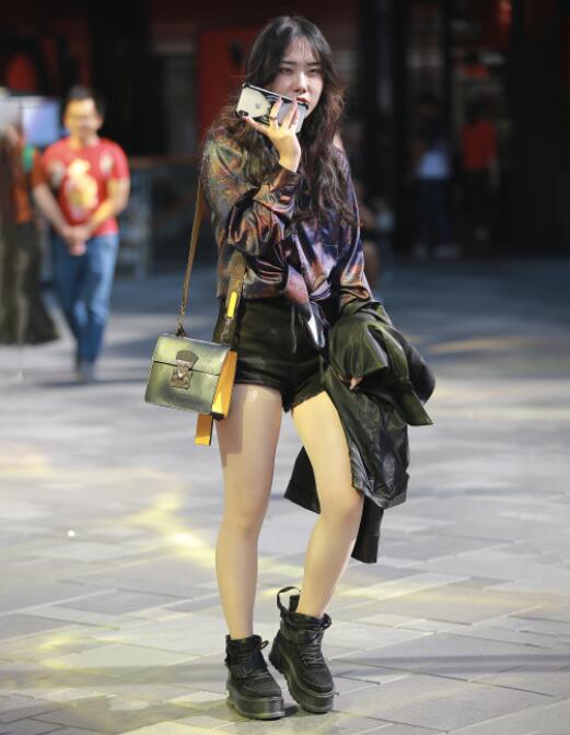 四九城嘎子街拍作品 – 肉丝热裤小妹 写真
