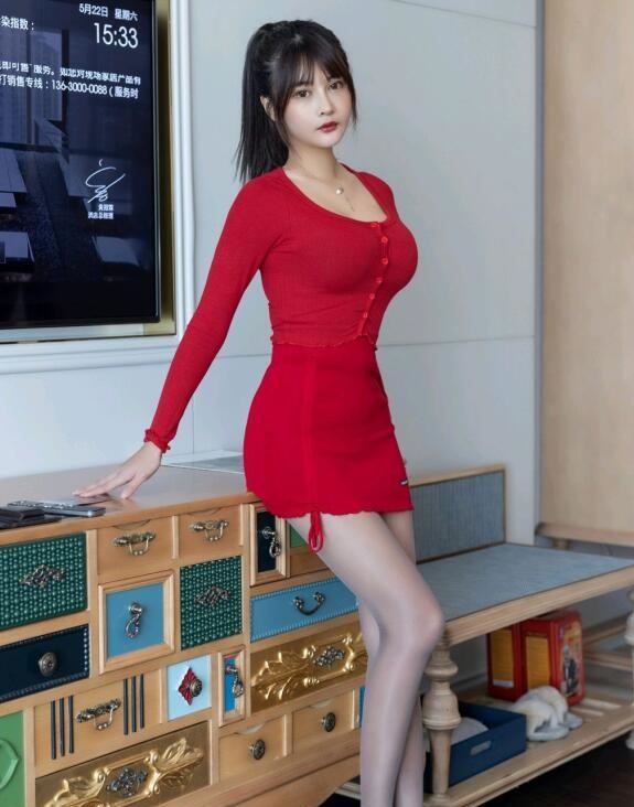 [XiuRen秀人网] 2021.06.23 No.3574 萌奈子 丝袜