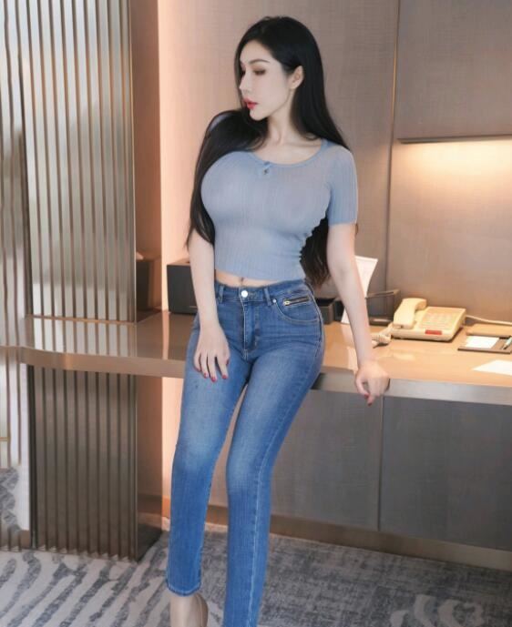 [XiuRen秀人网] 2021.06.24 No.3580 田冰冰 苗条