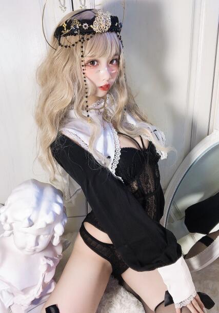 二次元coser@果咩酱w – 叛逆修女