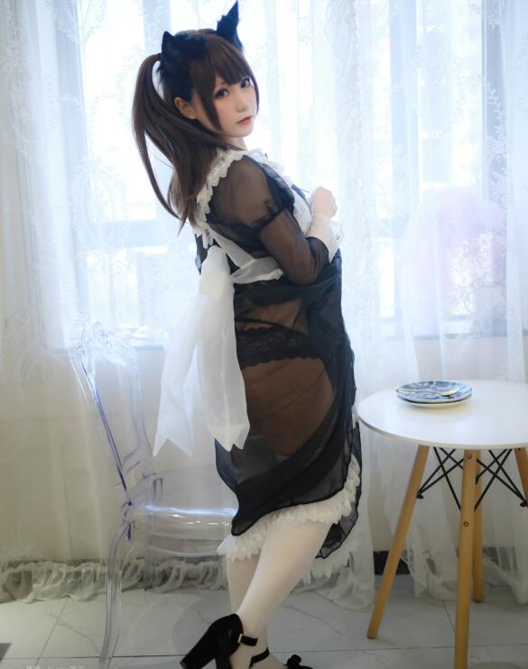 Nyako喵子 – 透明女仆