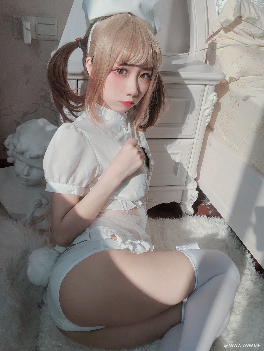 二次元coser@果咩酱w – 兔子护士-像素点