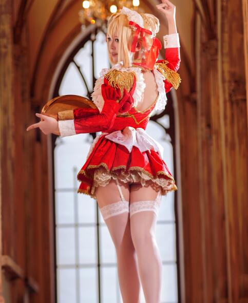 半半子 – Claudius Maid ネロ・クラウディウス